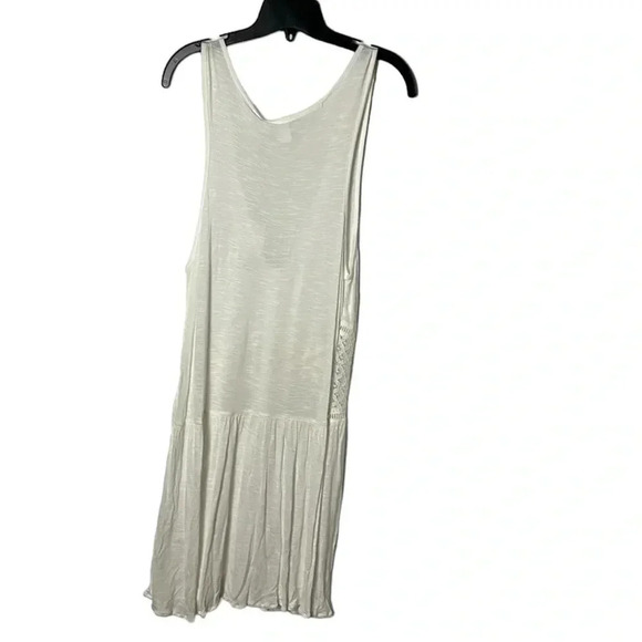 KOY RESORT WHITE SM, crochet ,button front beach cover, deep V-neck - Picture 12 of 13